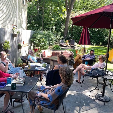 Twin Oaks Inn Saugatuck Ngoại thất bức ảnh