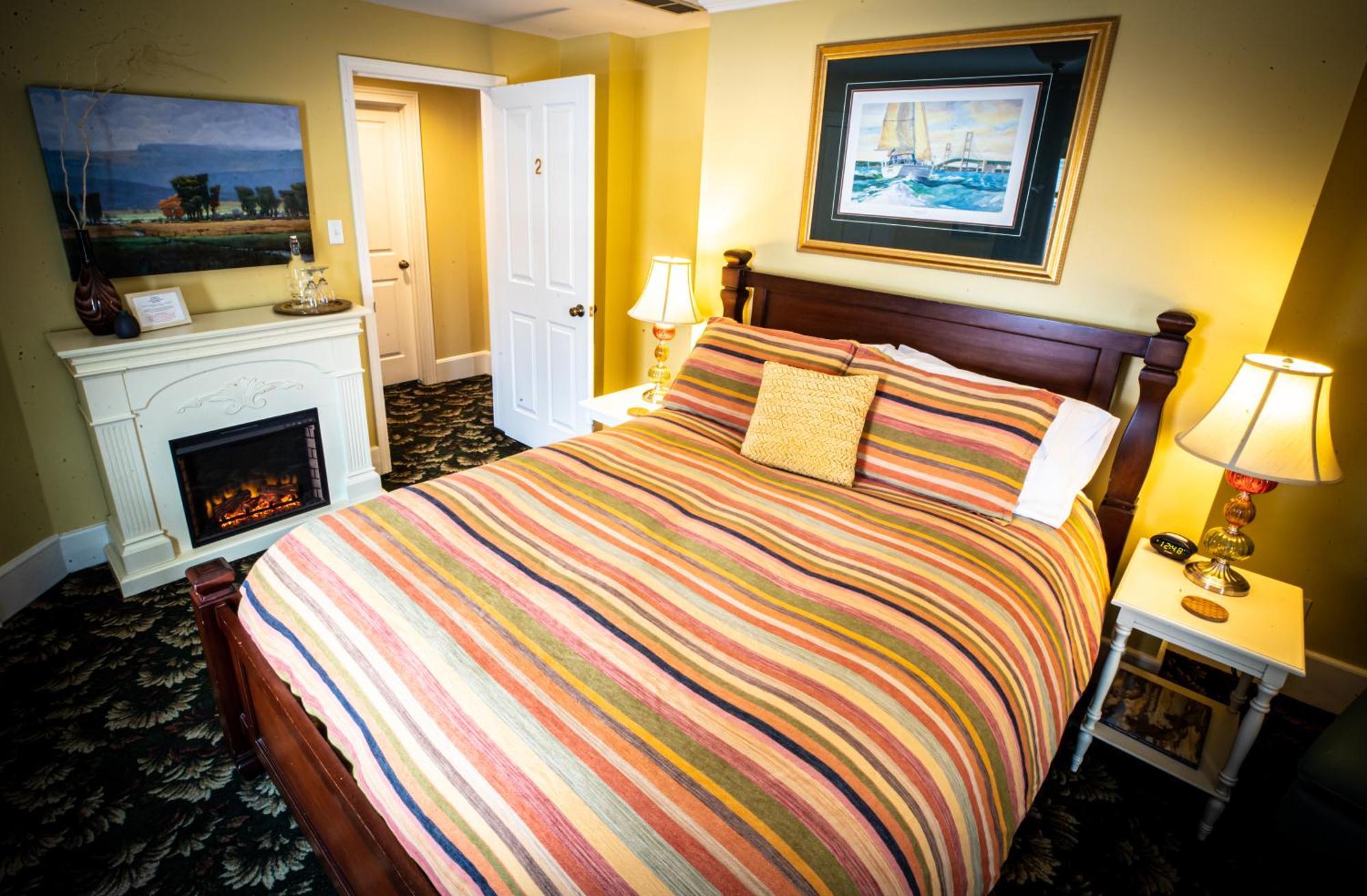 Twin Oaks Inn Saugatuck Ngoại thất bức ảnh