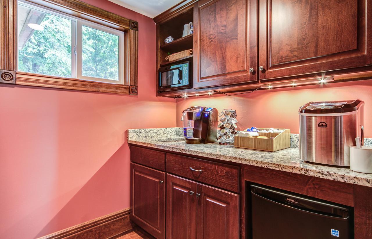 Twin Oaks Inn Saugatuck Ngoại thất bức ảnh
