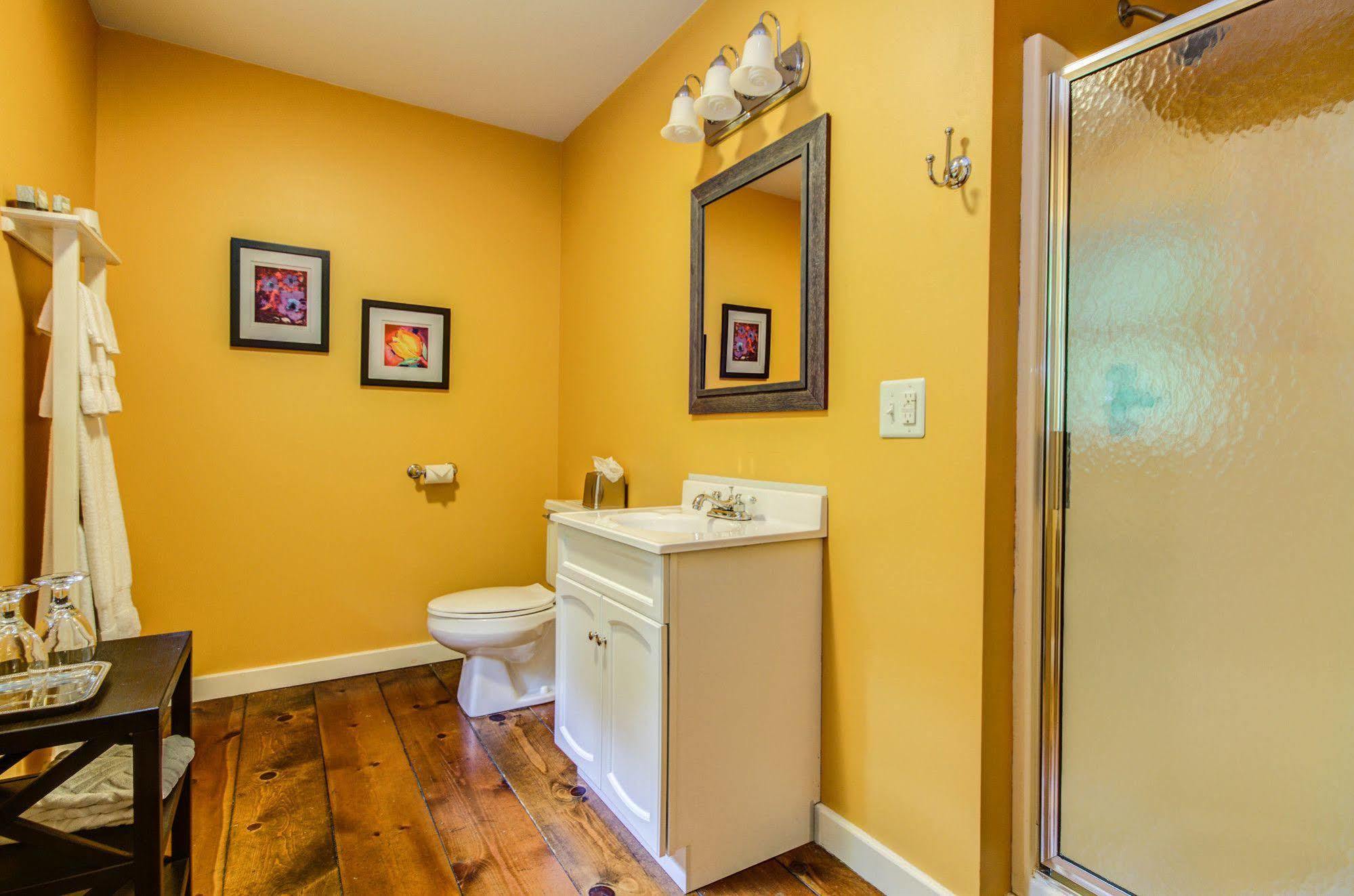 Twin Oaks Inn Saugatuck Ngoại thất bức ảnh
